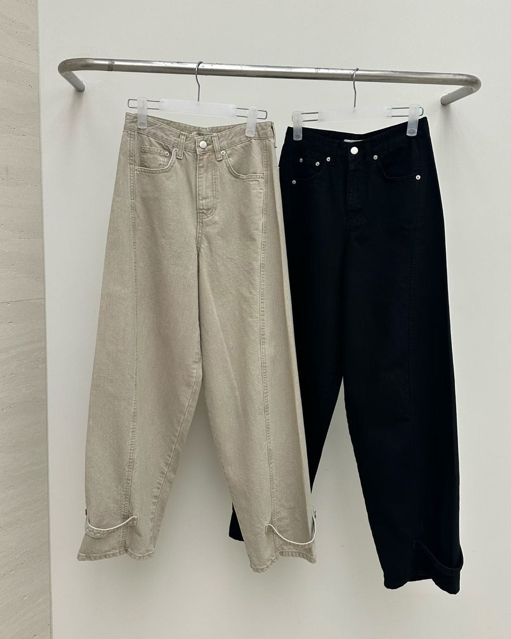 B155 Loop Detail Denim