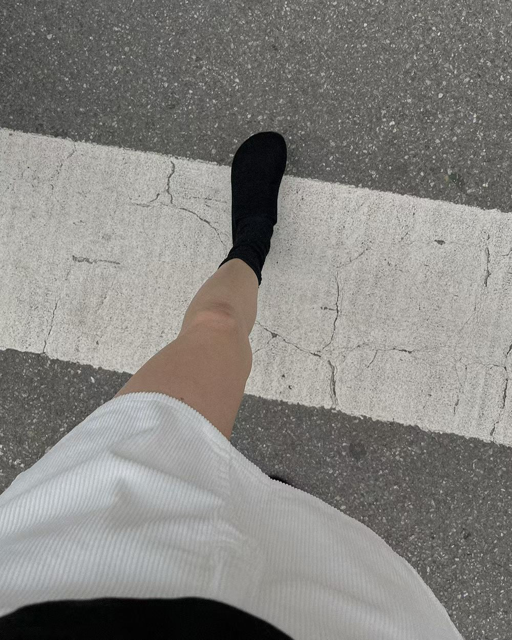 B165 Velour Line Cord Skort