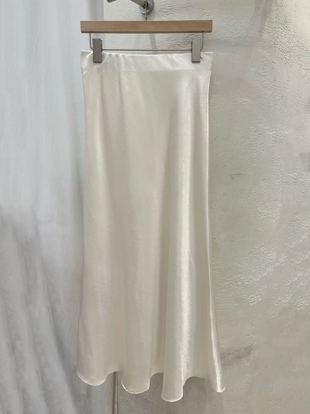 B210 Afterglow Bias Skirt ivory full view