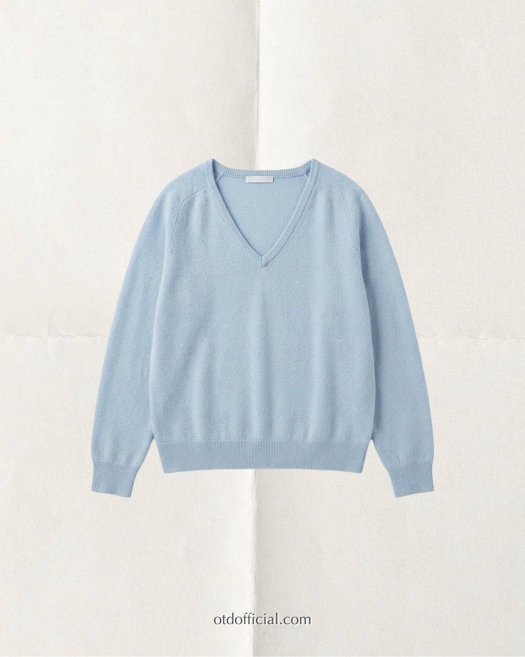 T186 Sunday Light V Knit