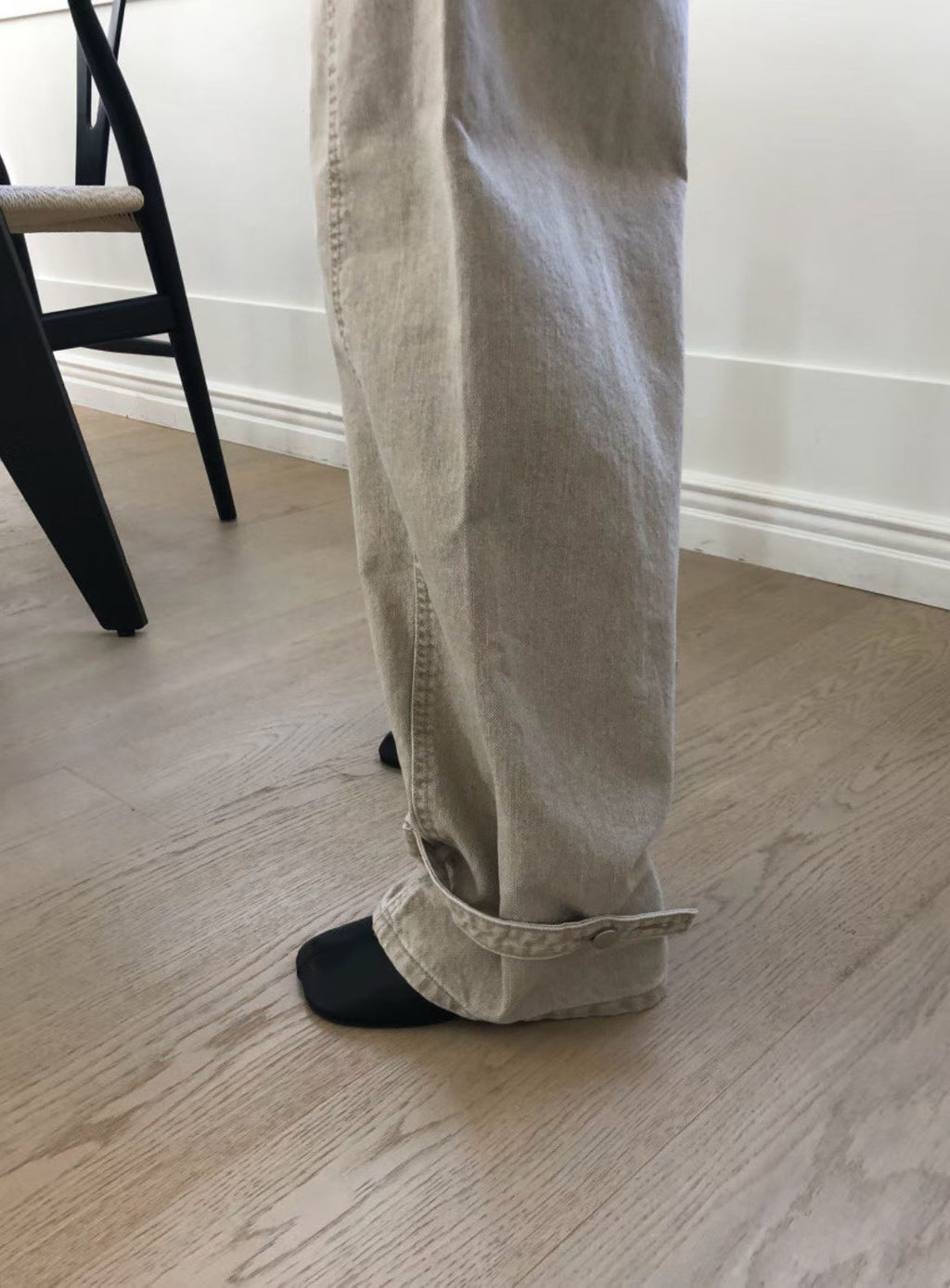 B155 Loop Detail Denim