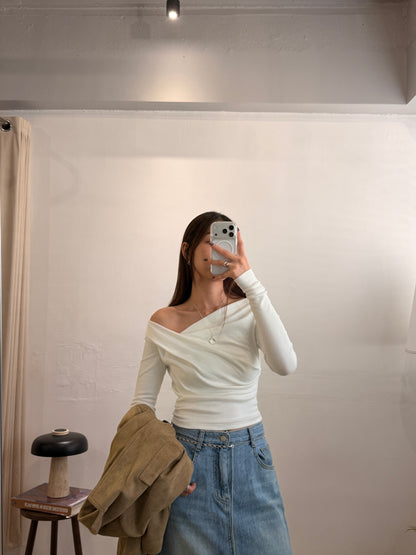 T158 Twist Grace Top