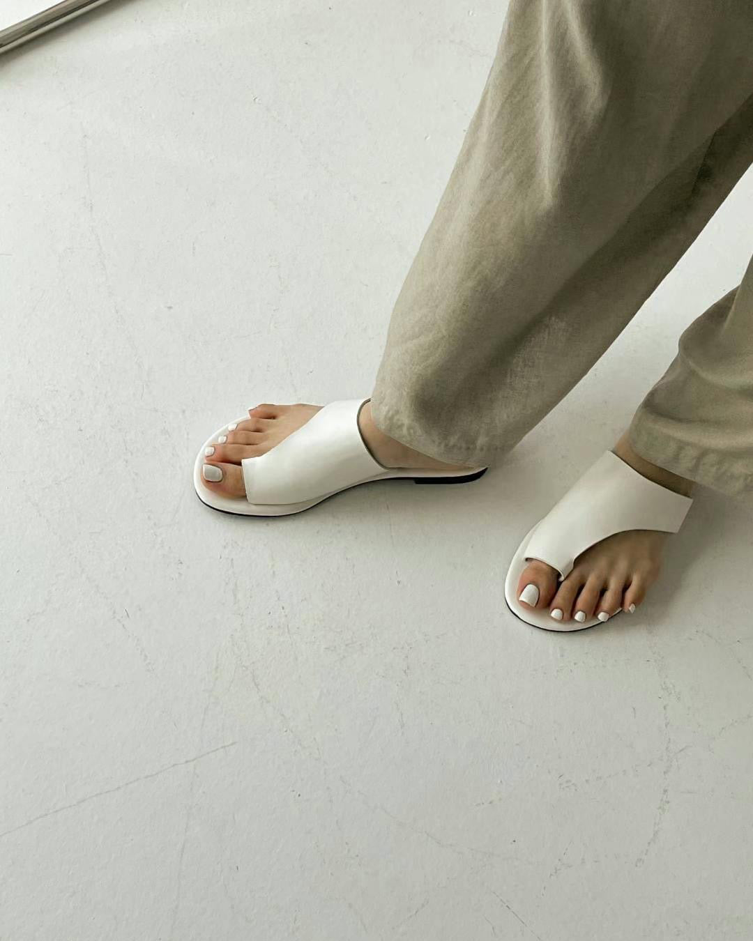 F114 Curve Step Slides