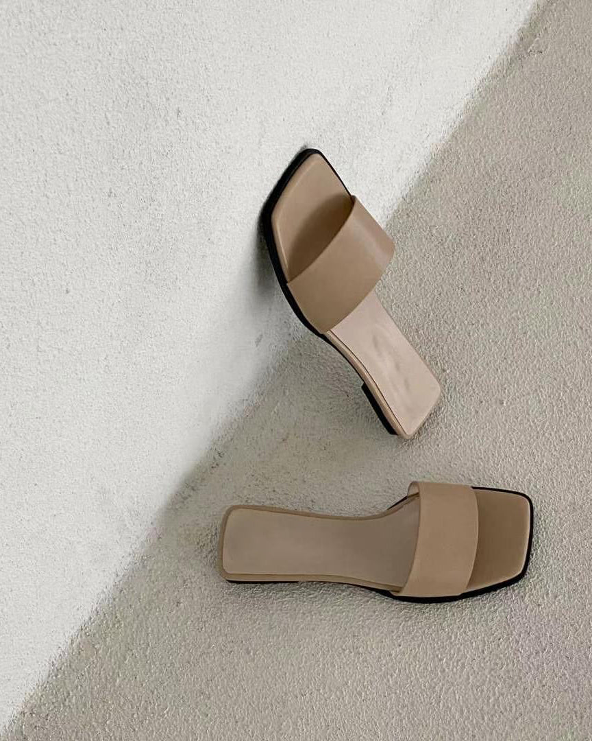 F111 City Walk Square Slides