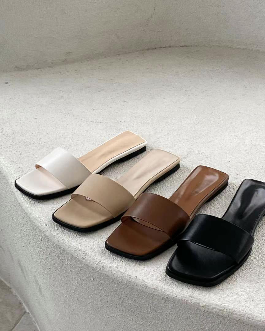 F111 City Walk Square Slides