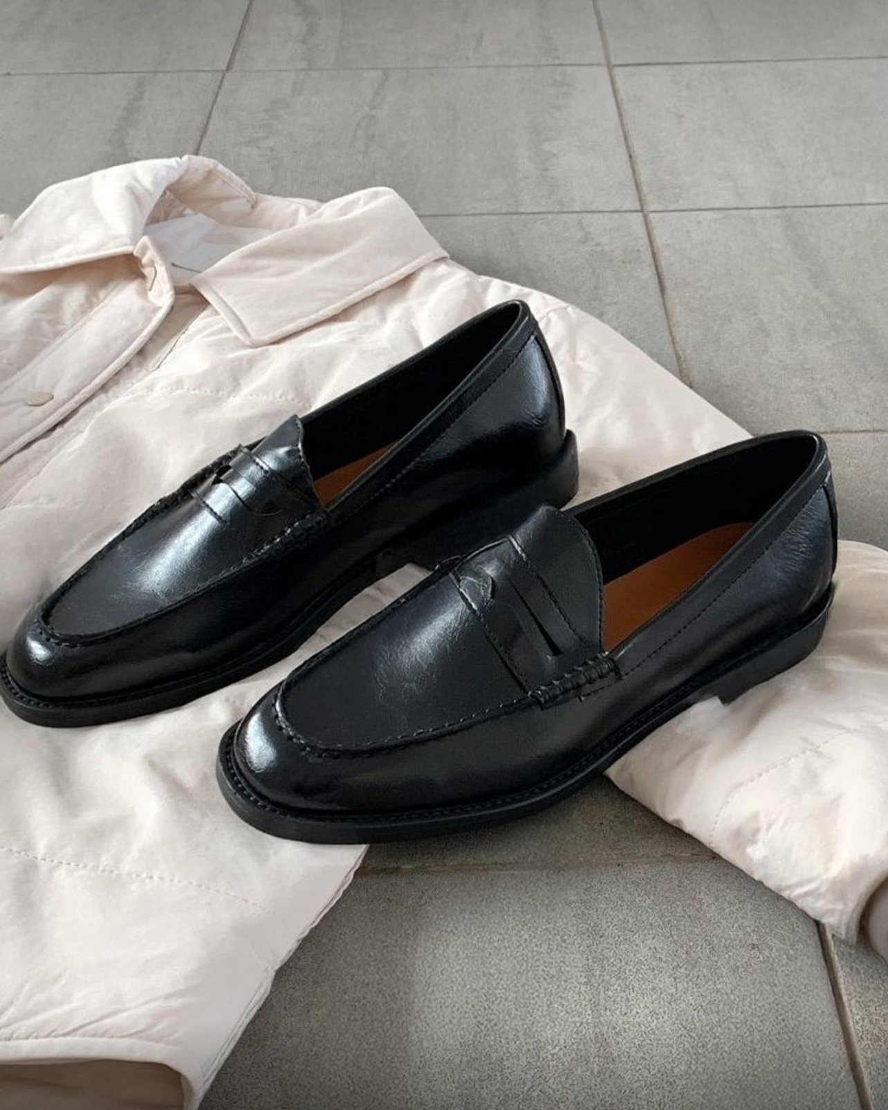 F113 Classic Shine Loafers