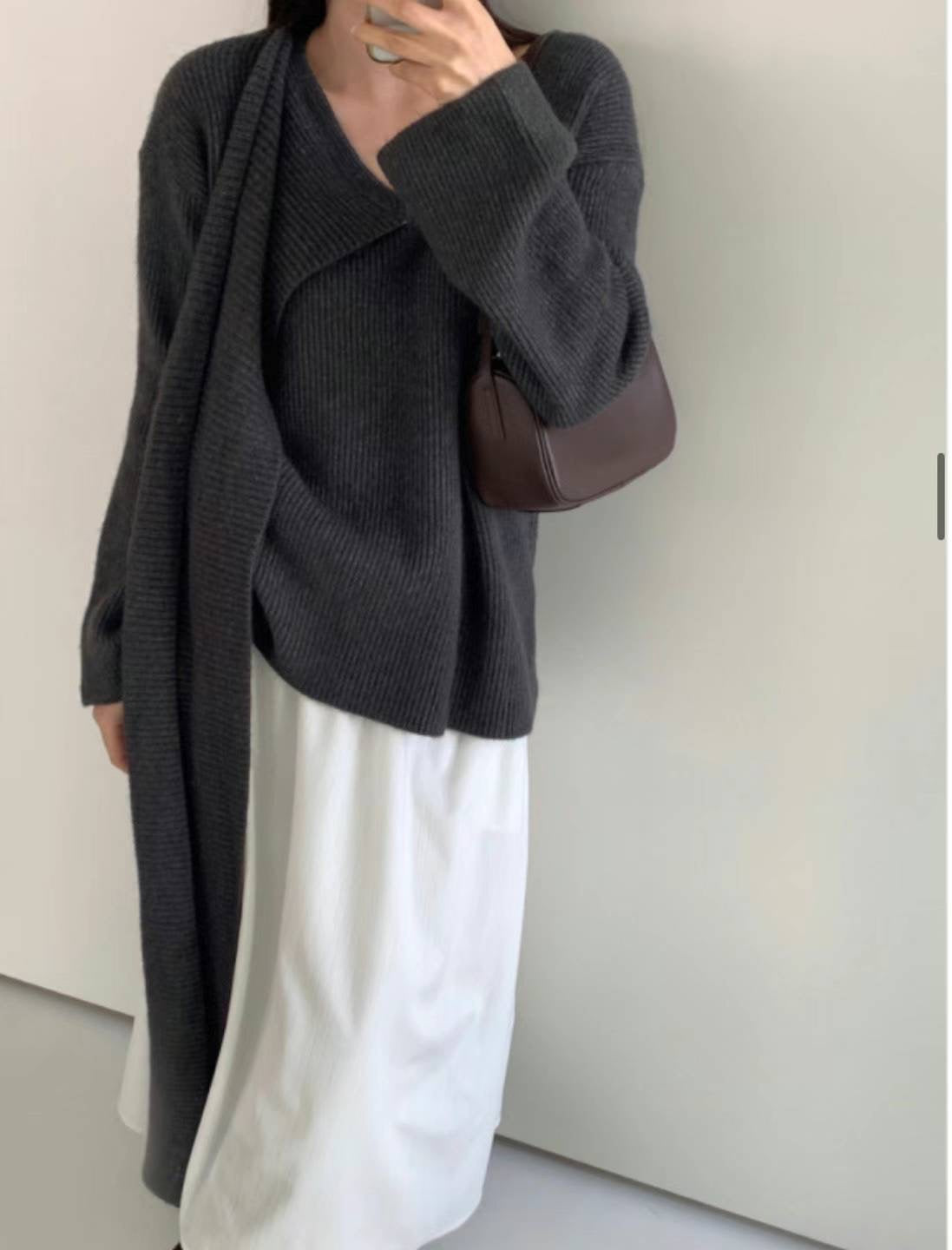 T126 Minimalist Scarf Sweater