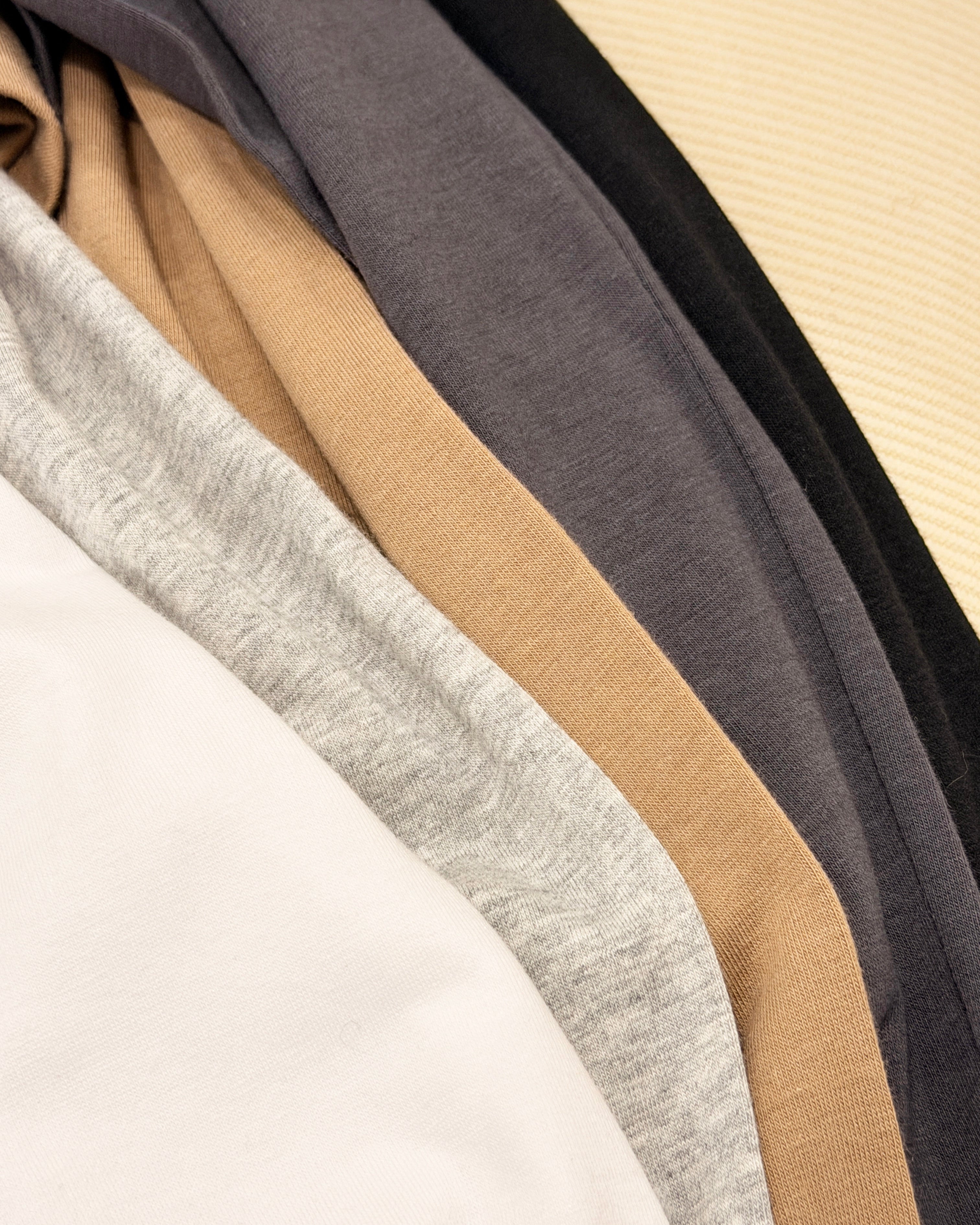 T169 Bareline Essential Top