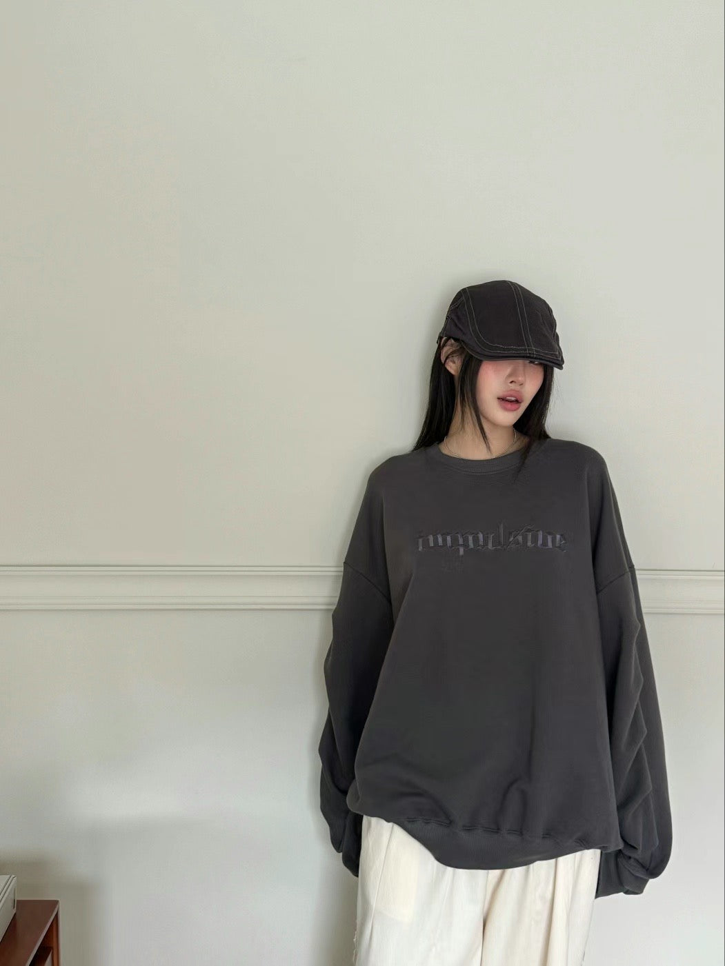 T122 "impulsive" Oversize Sweatshirt