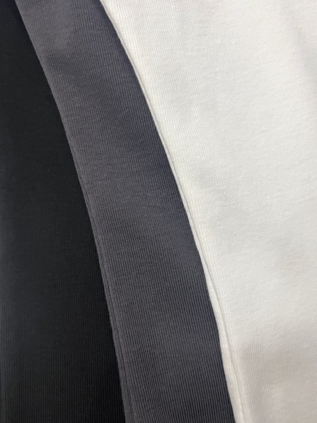 T146 Everyday Form Tee