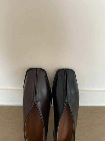 F103 Pure Cut Loafers