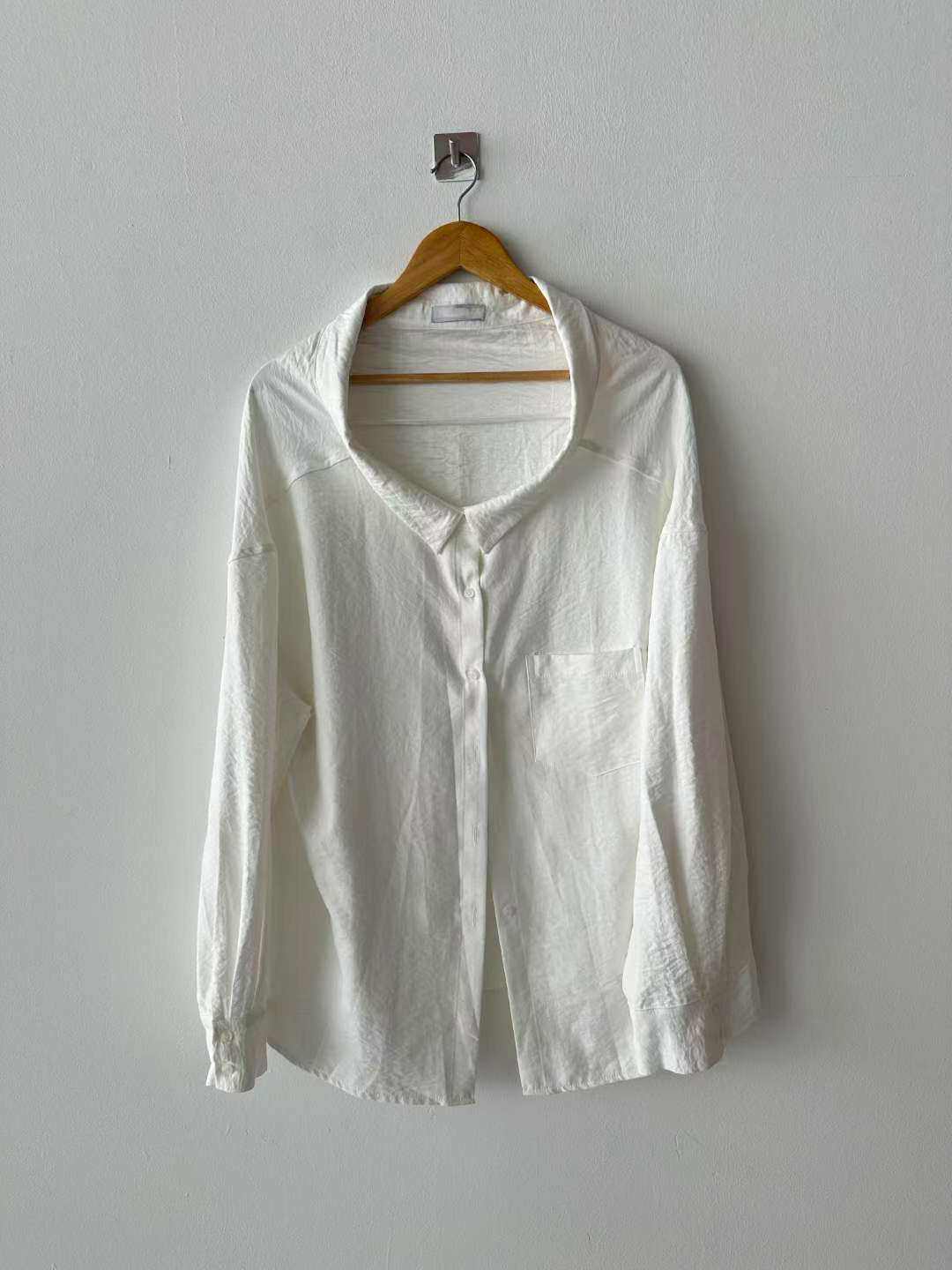 U120 Flow Collar Shirt