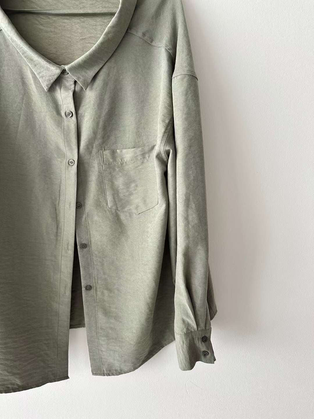 U120 Flow Collar Shirt