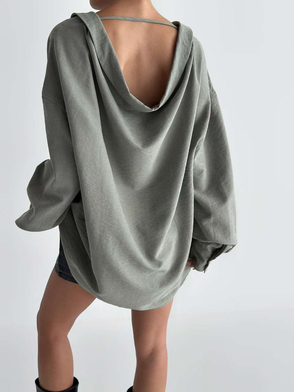 U120 Flow Collar Shirt