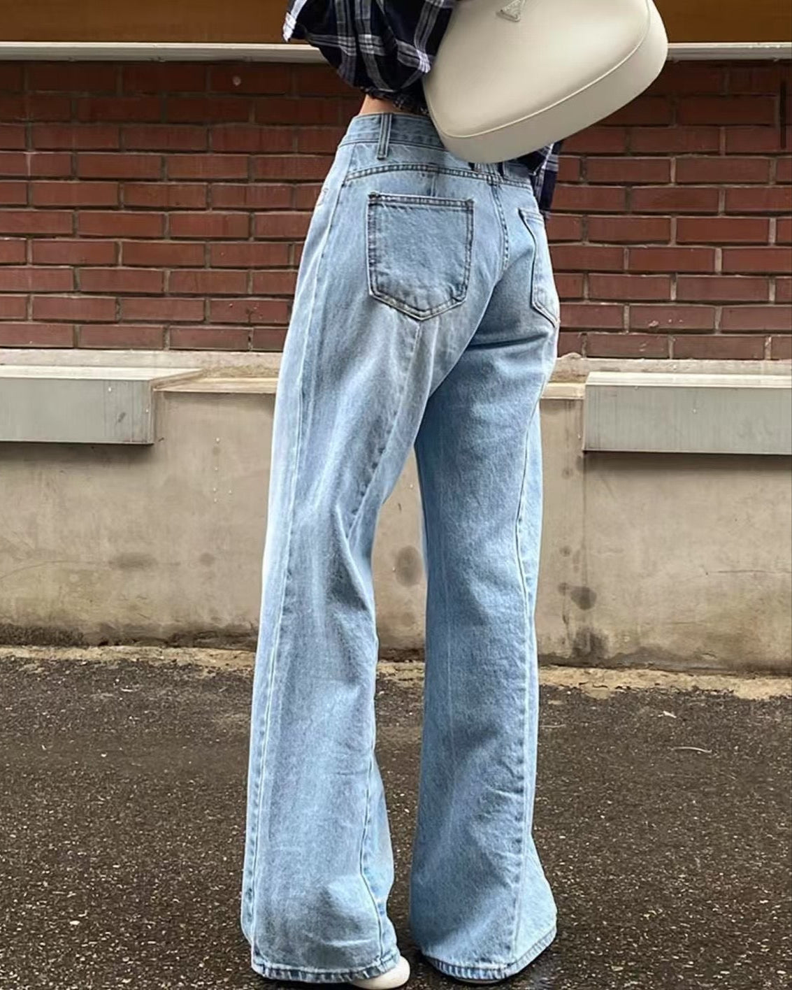 B123 Snazzy Baggy Jeans
