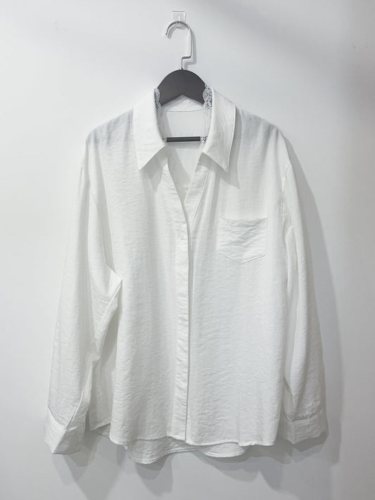 U118 Hidden Lace Shirt
