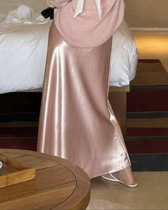 B126 Silky Glow Skirt