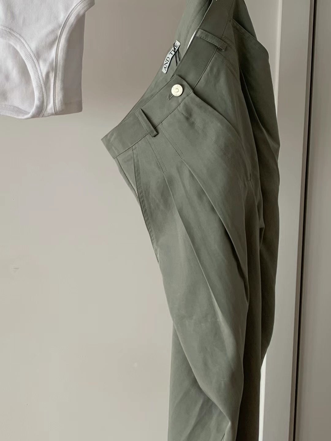 B101 Straight Pants (Display)