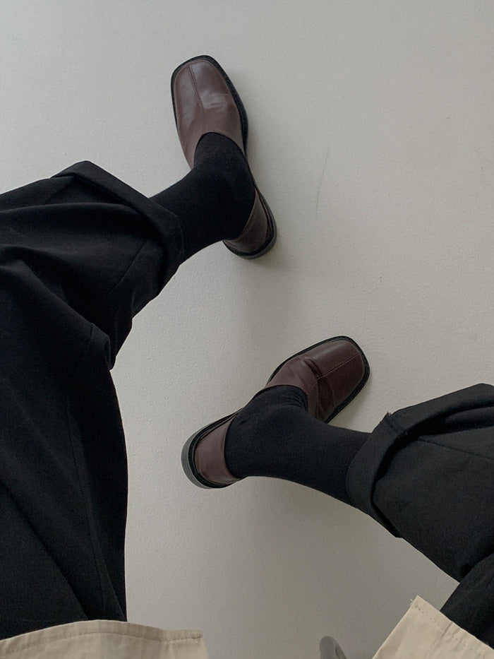 F110 Sleek Slide Loafers