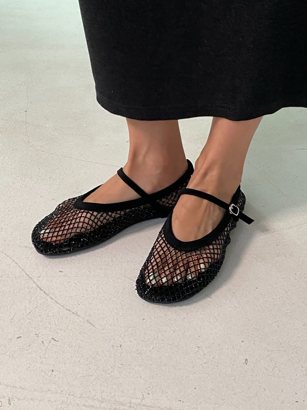 F130 Shining Fishnet Flats