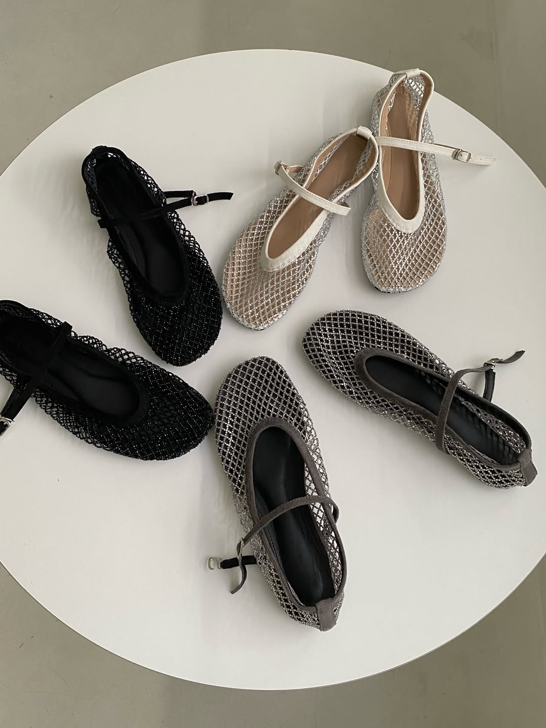 F130 Shining Fishnet Flats