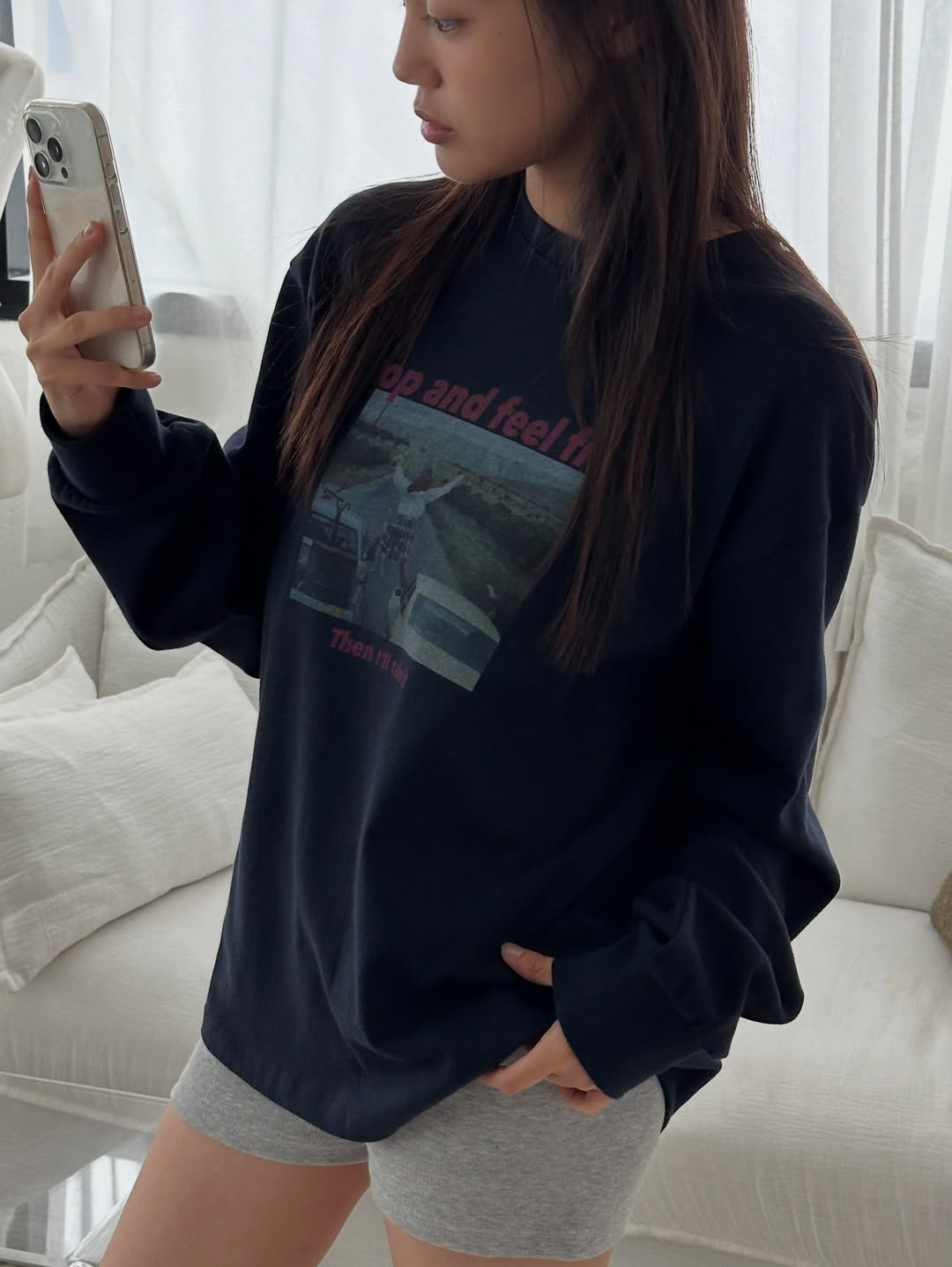 T161 Feel Free Longsleeve (Display)