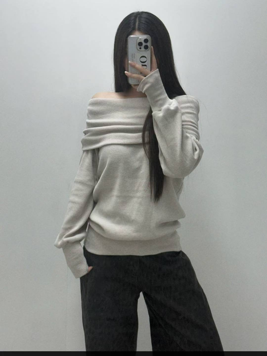 T165 Off-Hug Soft Sweater