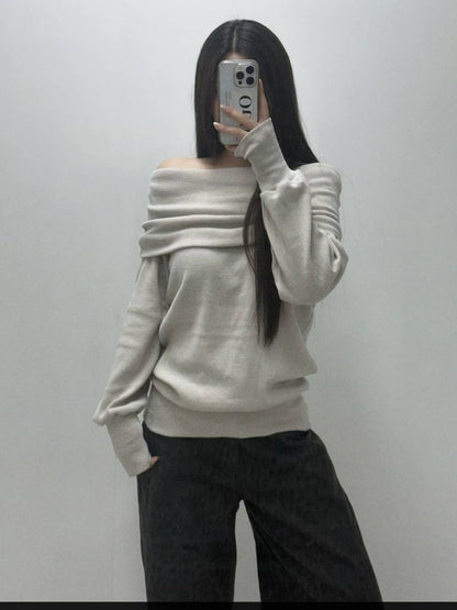 T165 Off-Hug Soft Sweater
