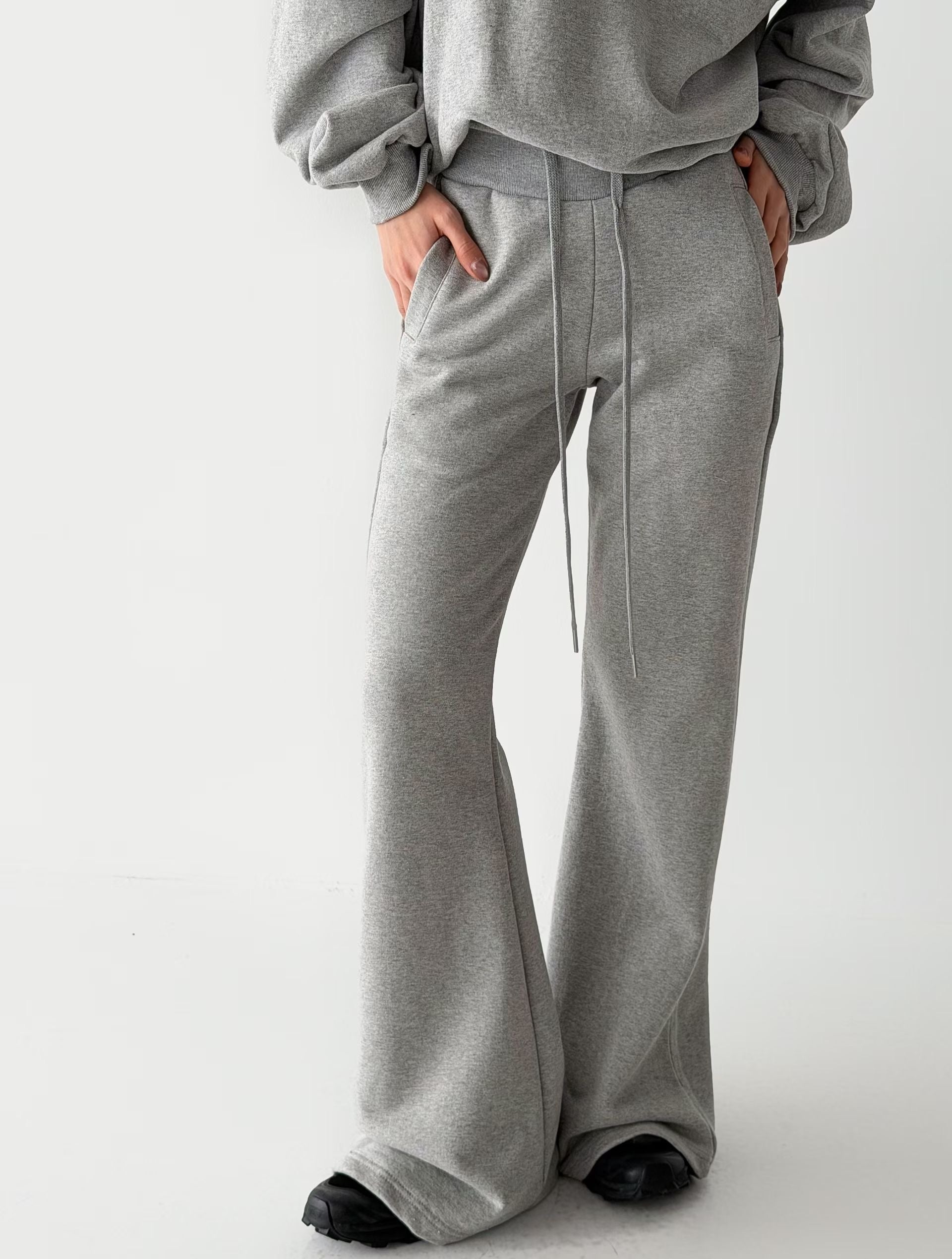 B171 Structure Flare Pants