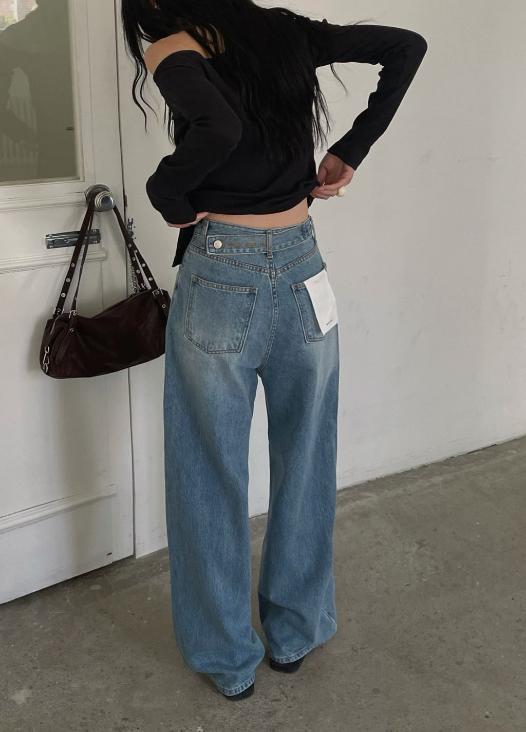 B173 Contour Waist Denim