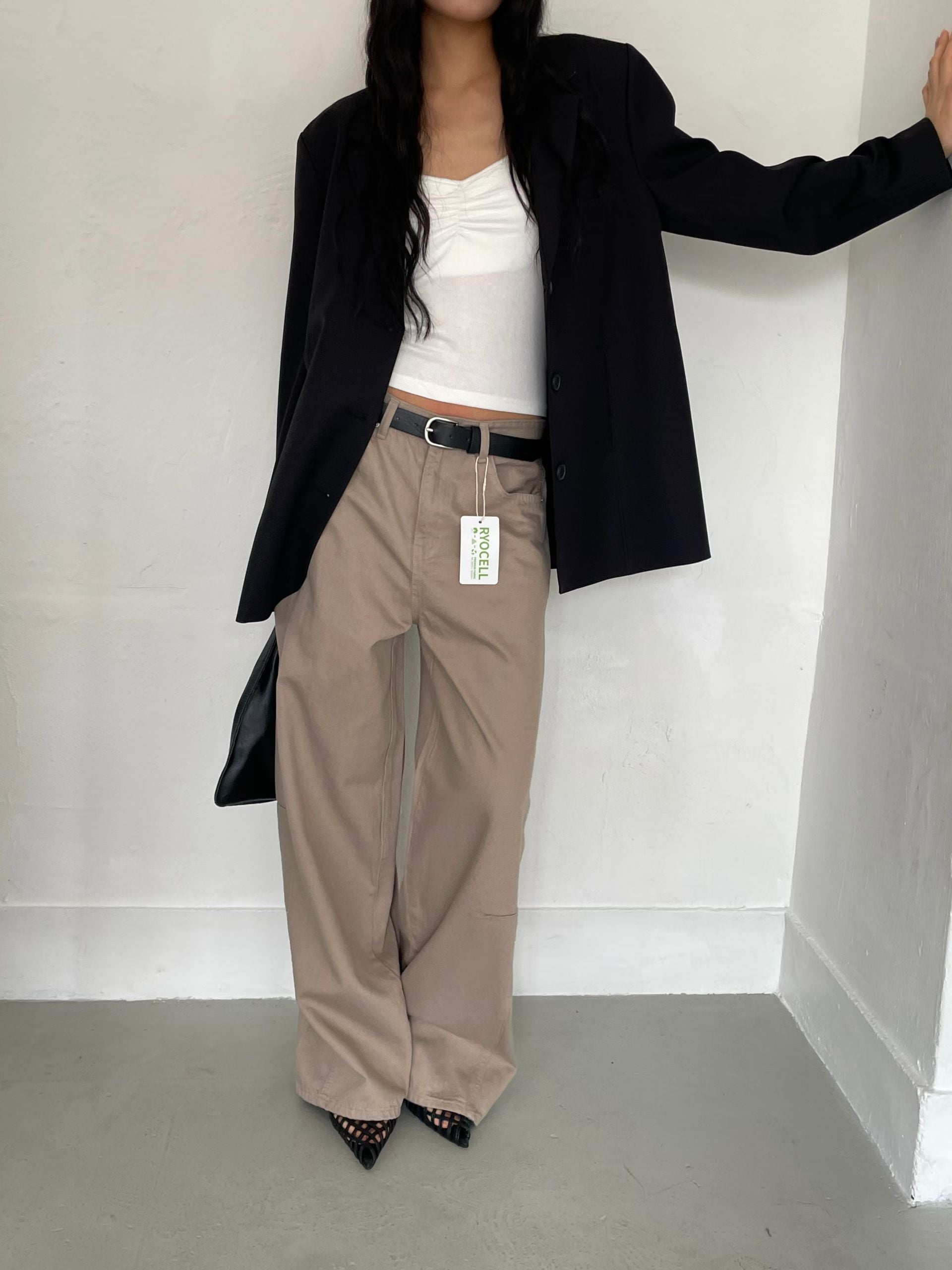 B190 Taupe Barrel Pants
