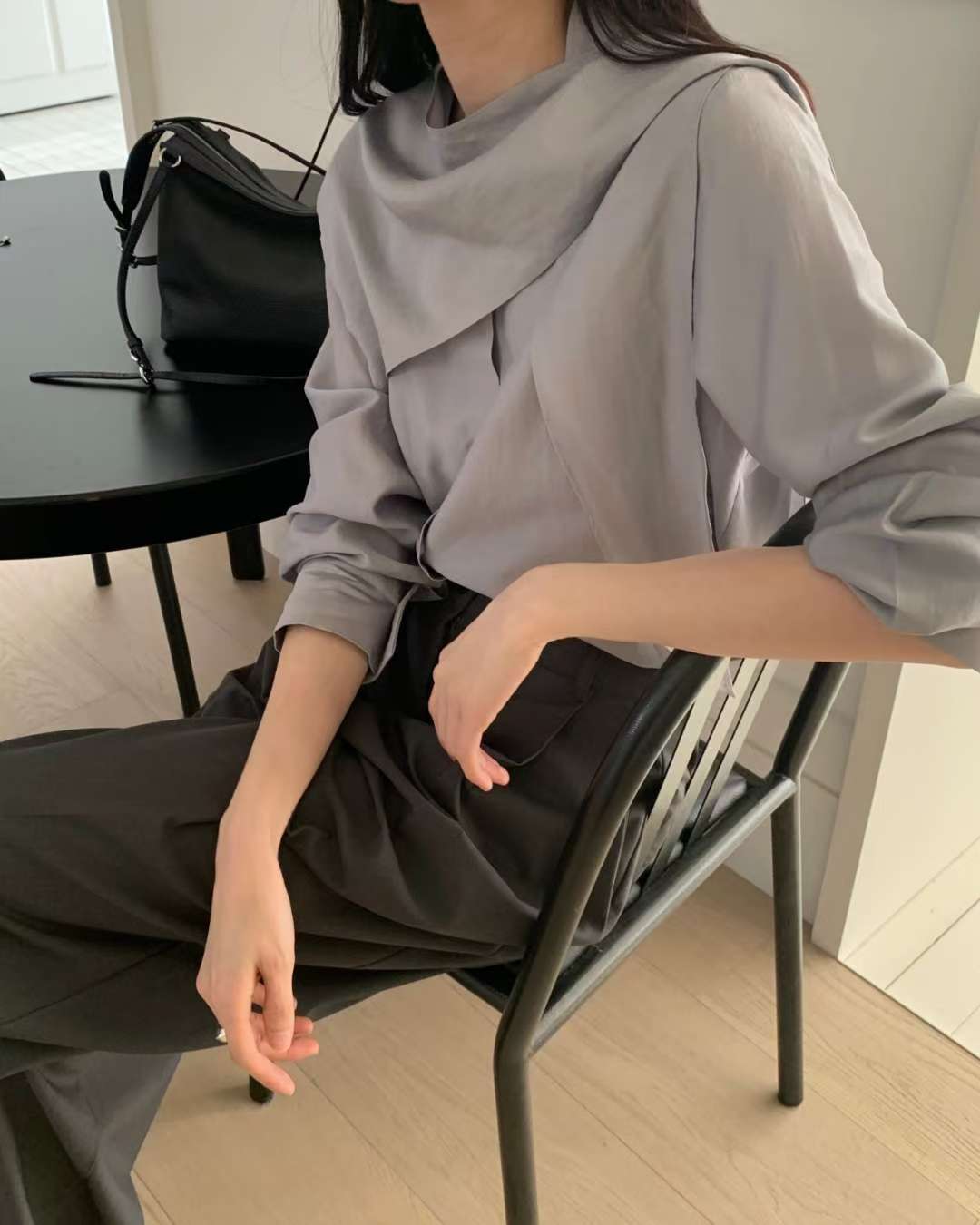 T183 Veil Scarf Blouse