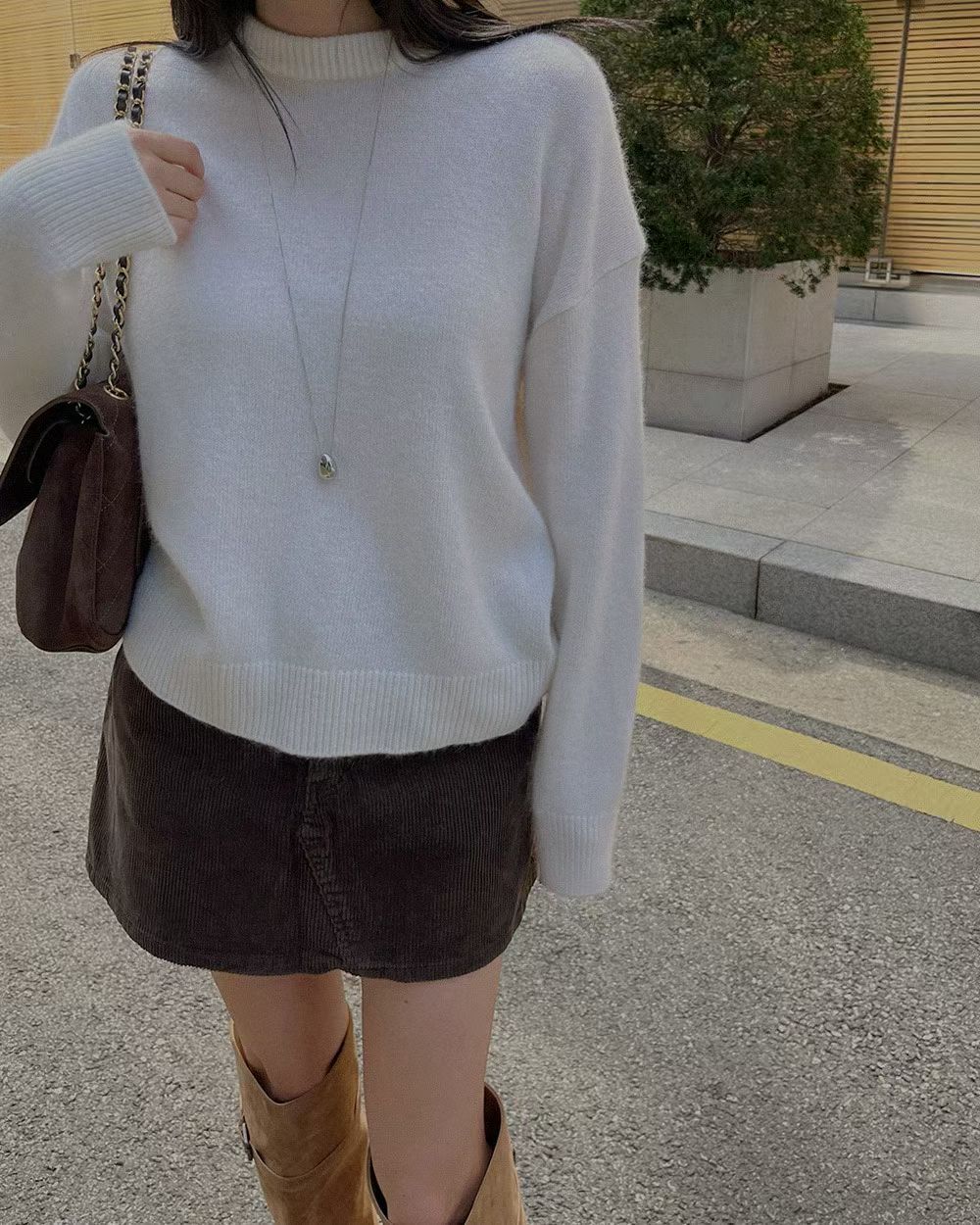 B165 Velour Line Cord Skort