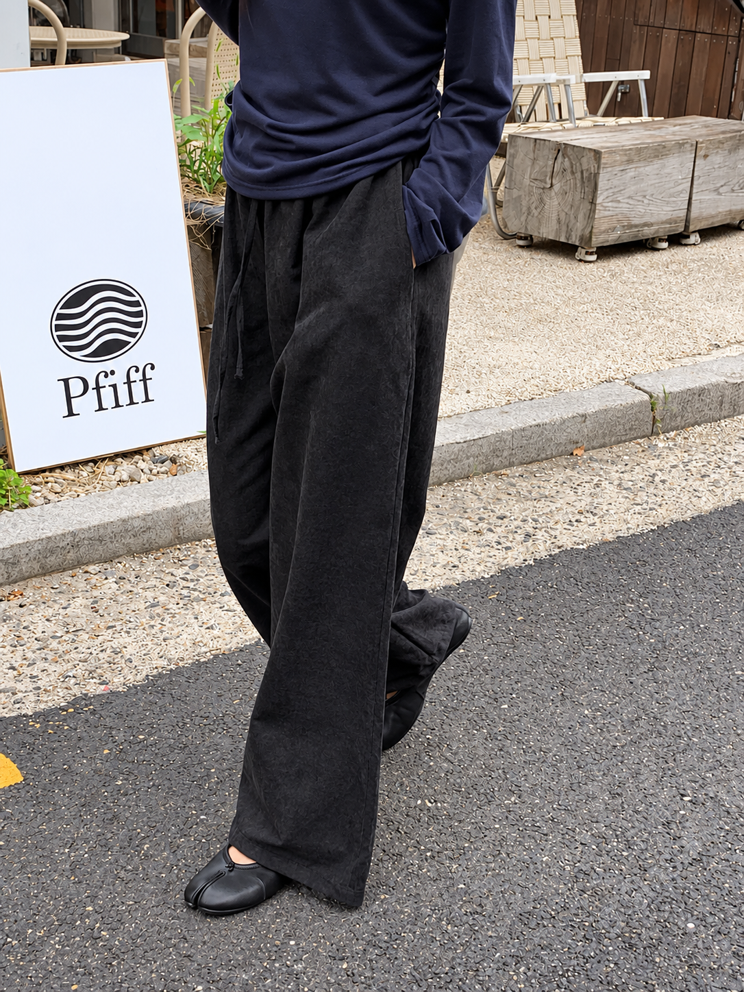 B203 Airy Tailored Pants - Black styled