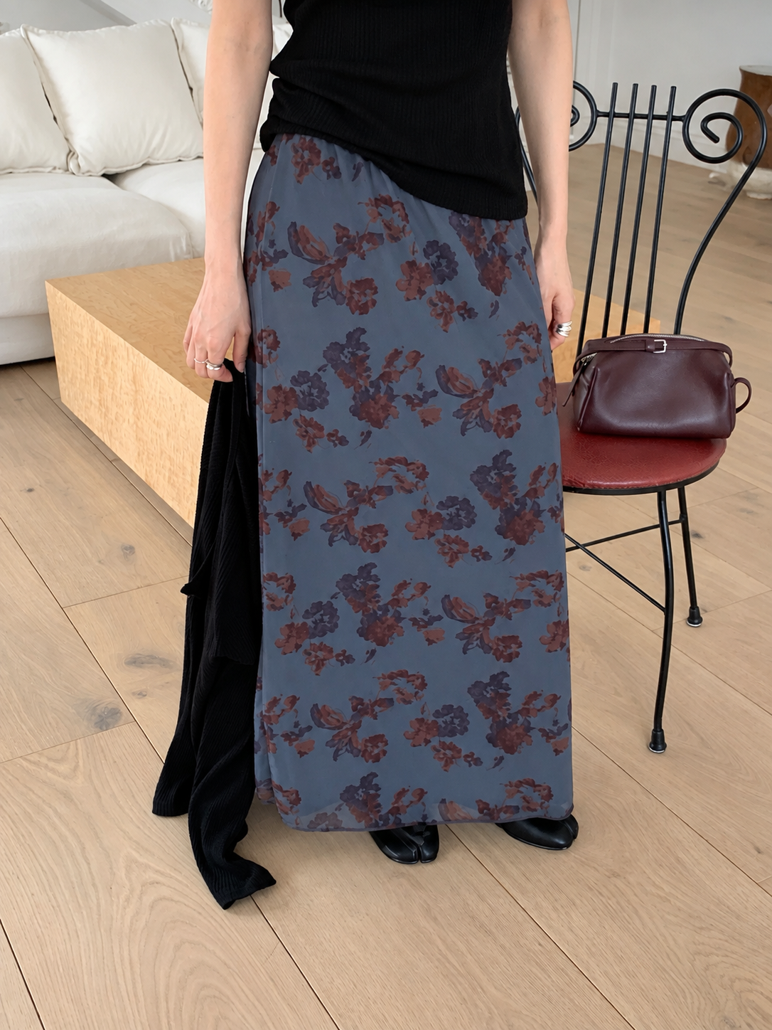 B204 Faded Bloom Skirt - Blue
