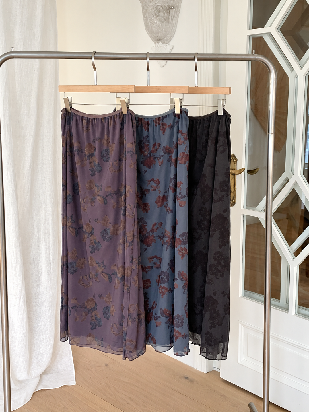 B204 Faded Bloom Skirt - Purple Blue Black