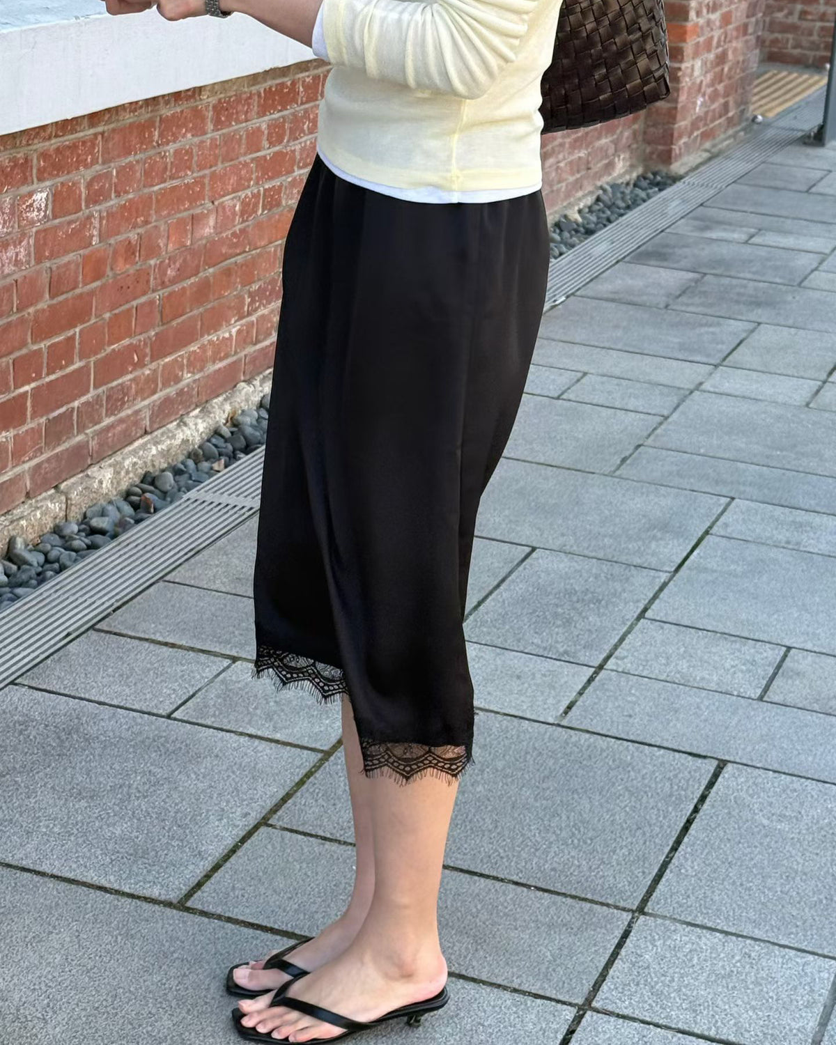 B206 Lace Trim Midi Skirt - Black side view