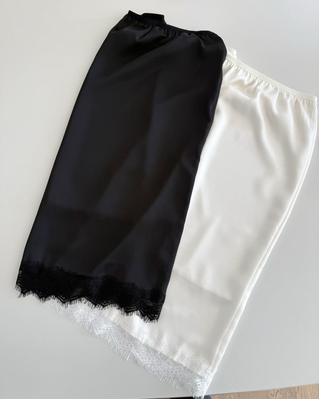 B206 Lace Trim Midi Skirt - Ivory and Black
