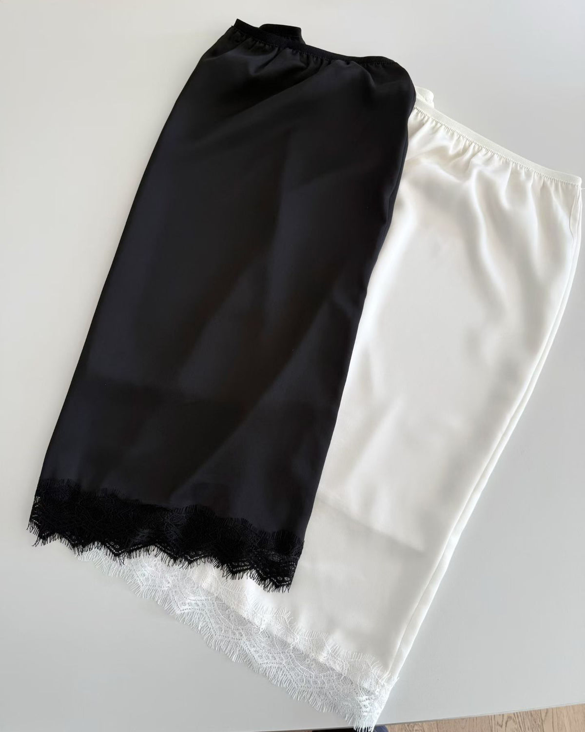 B206 Lace Trim Midi Skirt - Ivory and Black