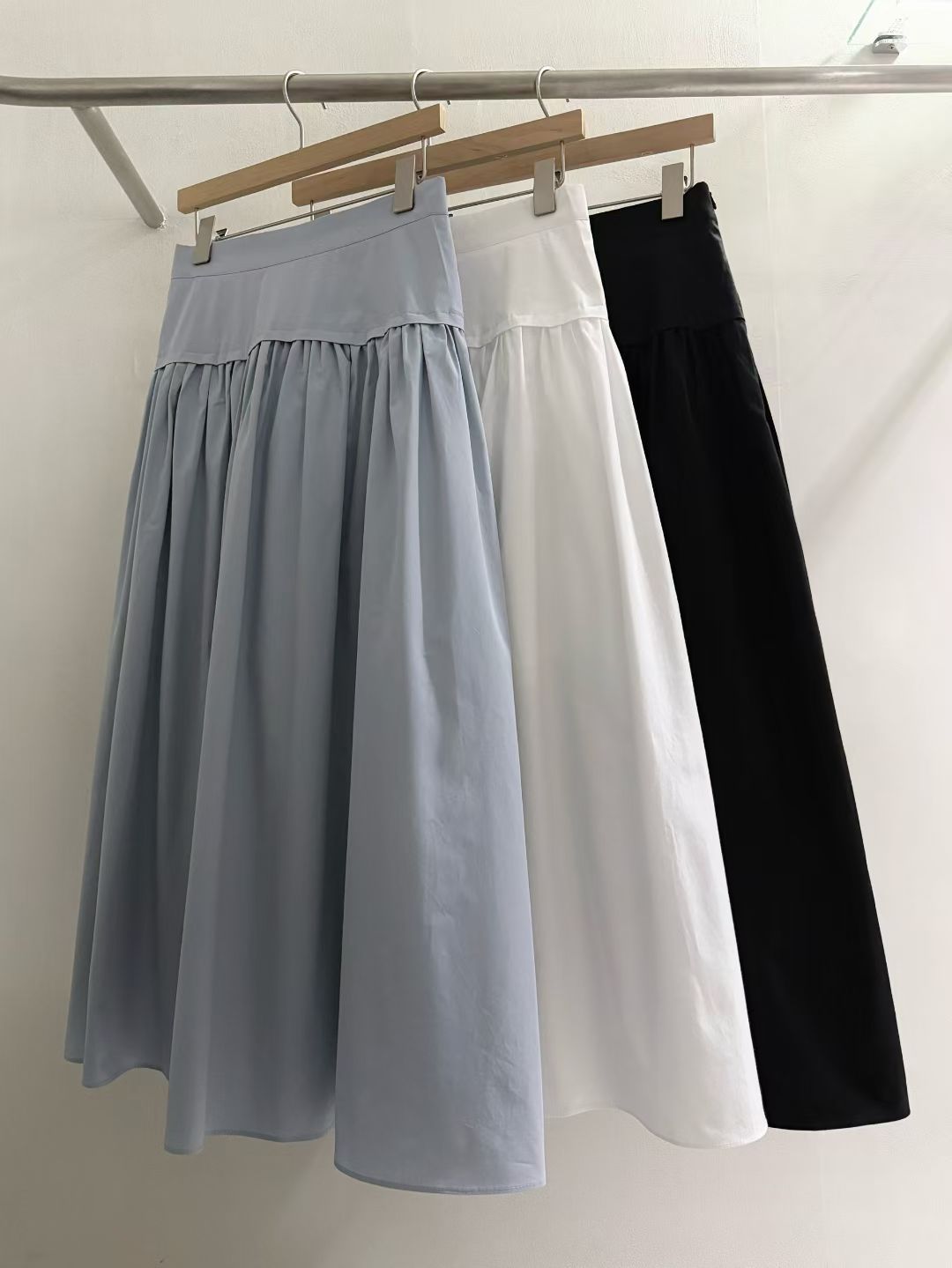 B186 Épure Skirt