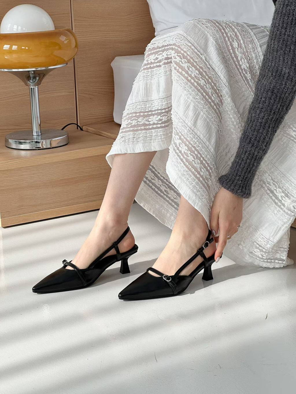 F125 Contour Slingbacks