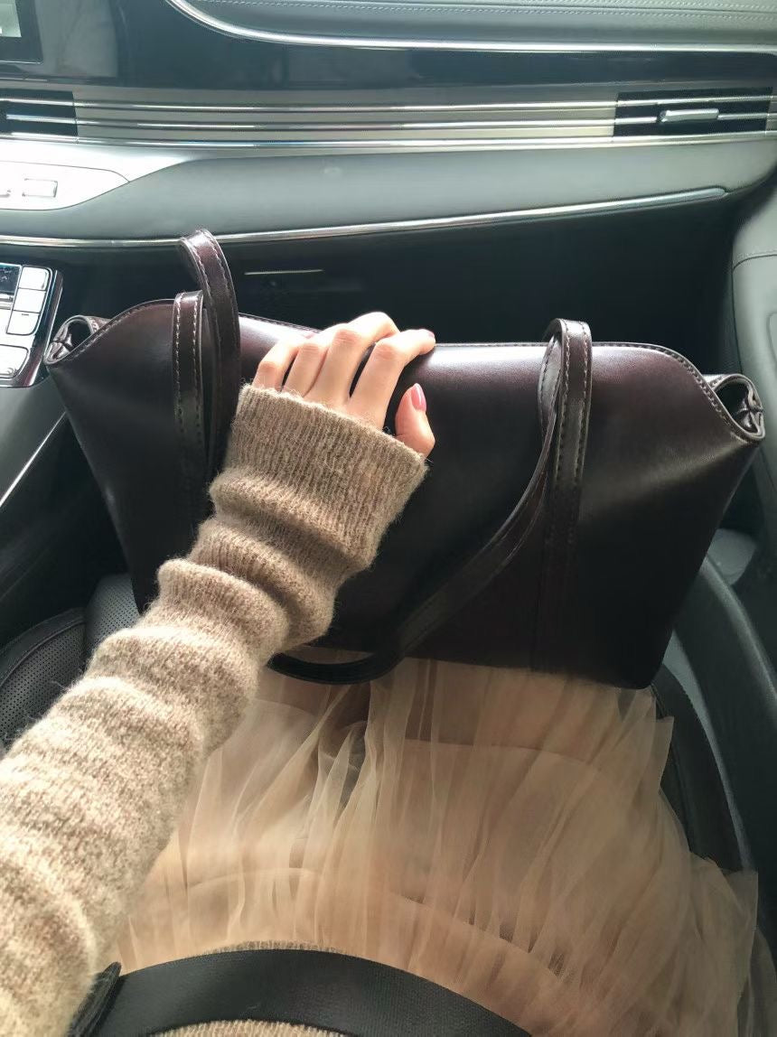 G103 Amélie Barrel Bag