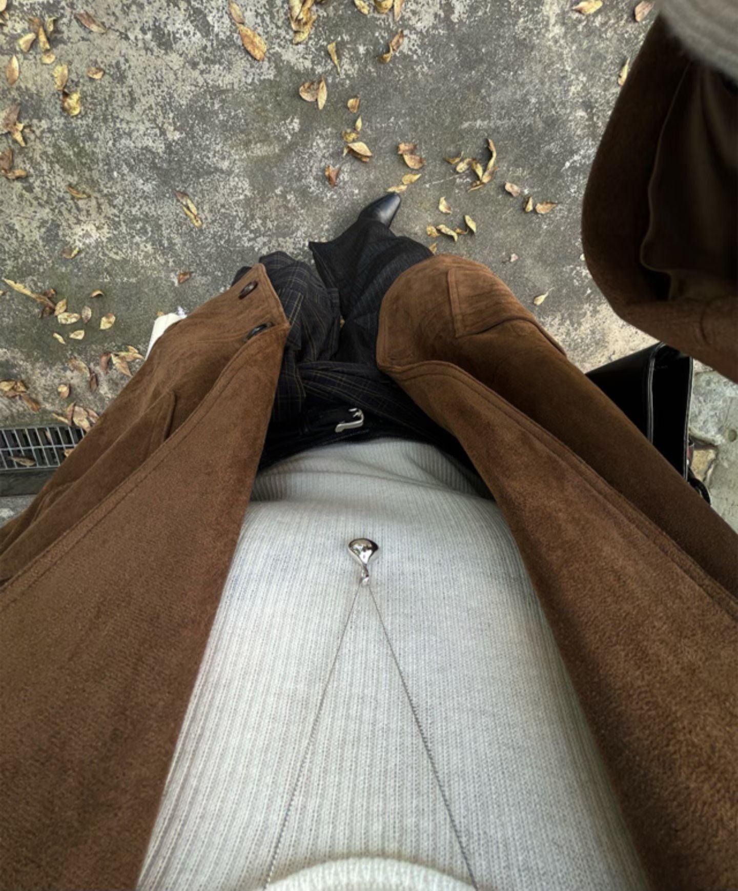 U129 Soho Suede Blazer