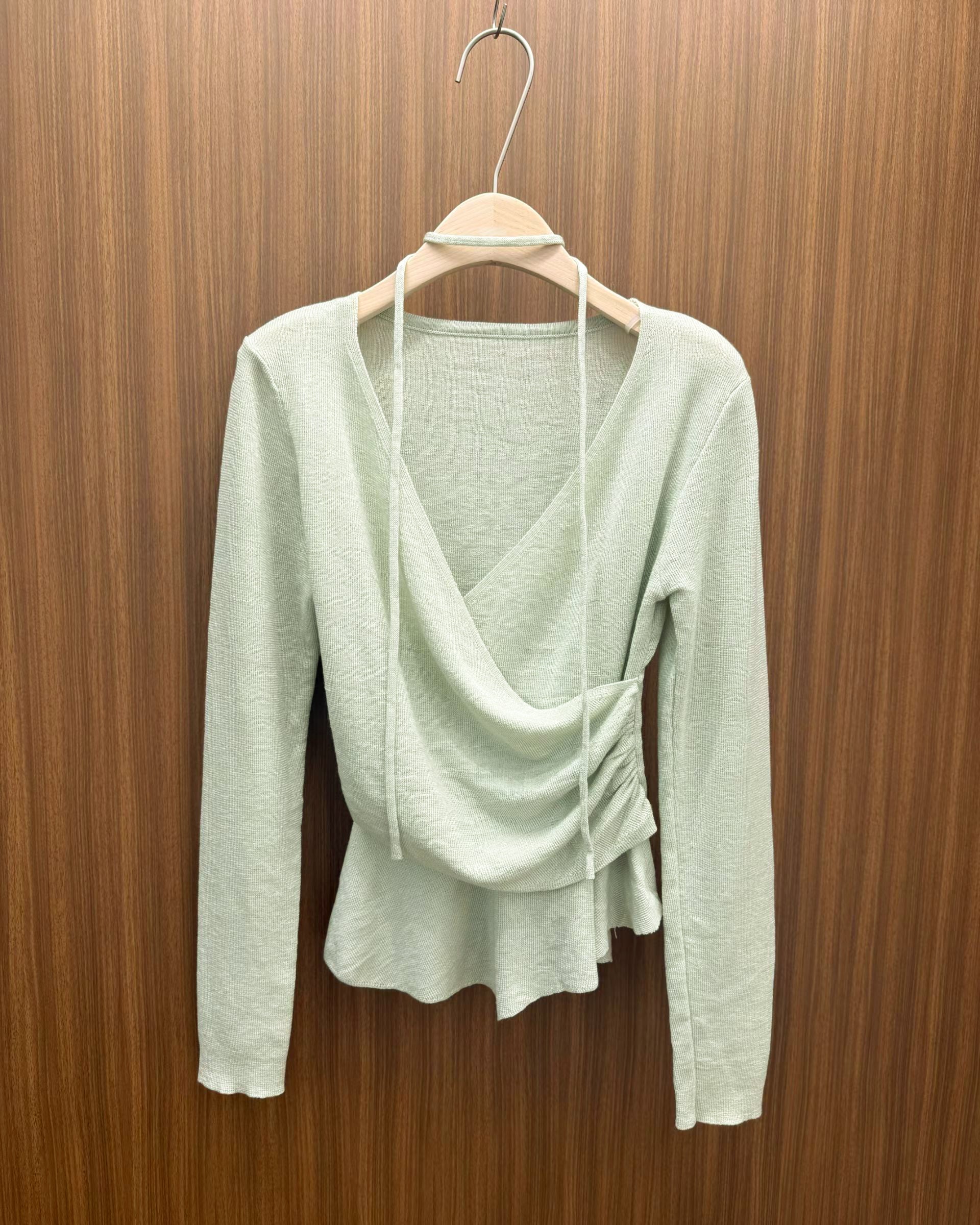 T191 Lune Wrap Top