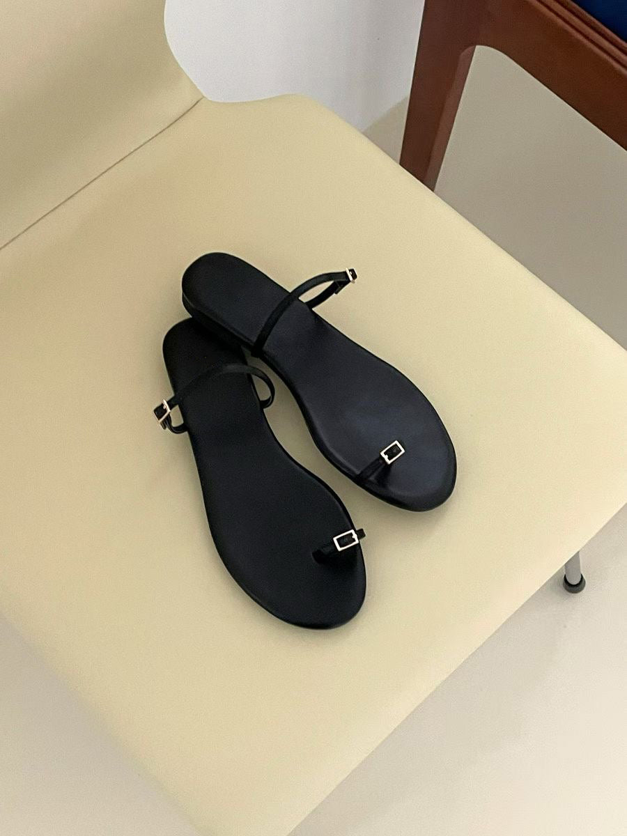 F127 Fine Strap Sandals