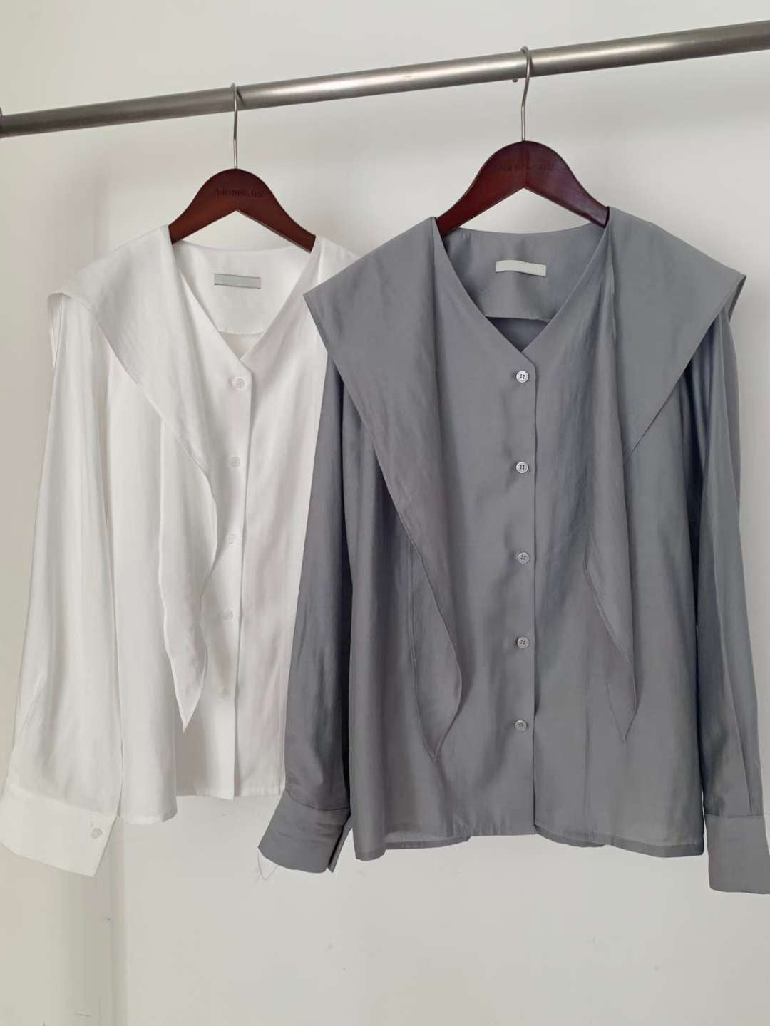 T183 Veil Scarf Blouse