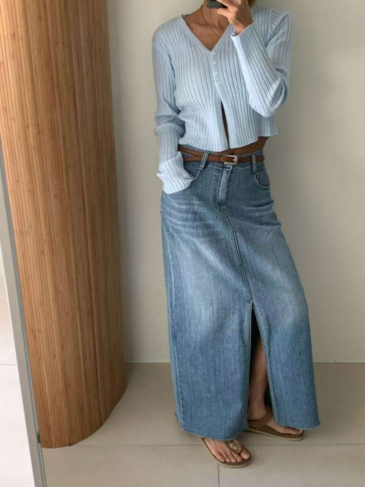 B149 Stroll Slit Skirt