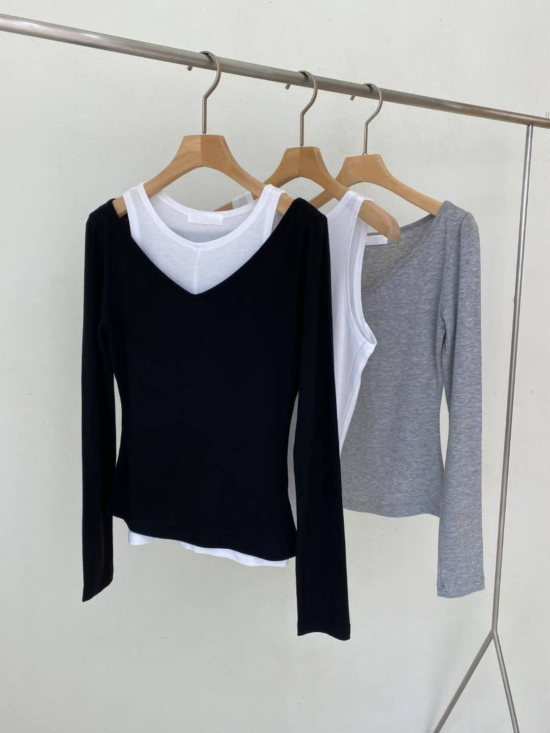 T163 Soft Layer Trick Tee