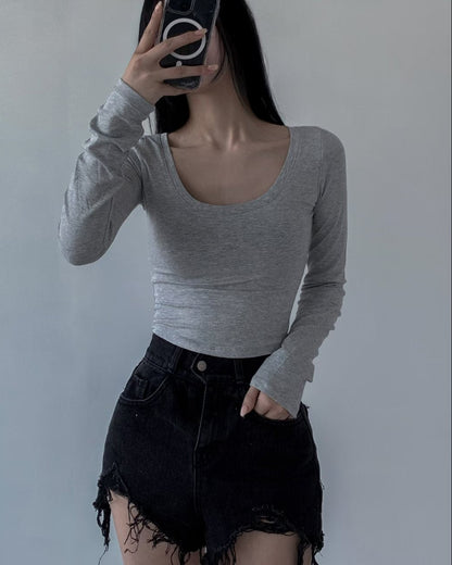 T169 Bareline Essential Top