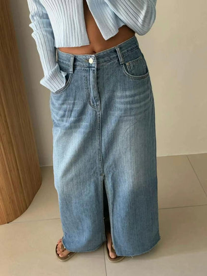 B149 Stroll Slit Skirt